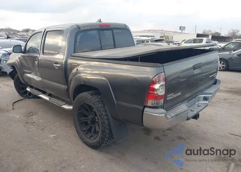 2013 Toyota Tacoma Prerunner V6 z USA, uszkodzony, nr VIN 5TFJU4GN2DX044290